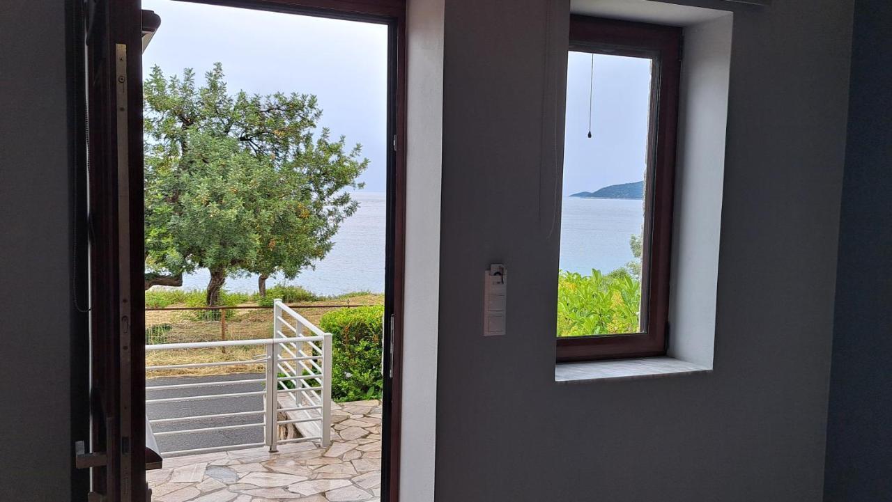 Light Blue Studios 2 Poúlithra Dış mekan fotoğraf